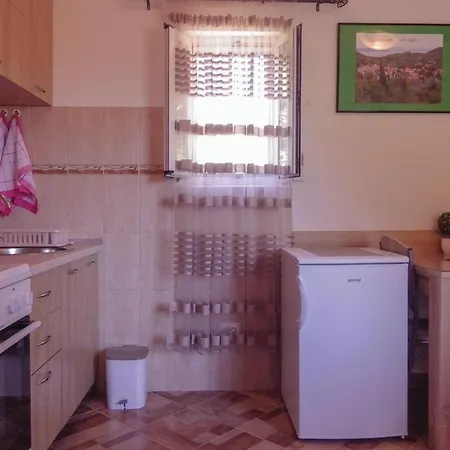 Apartmán Nice In With Wifi And 1 Bedrooms *